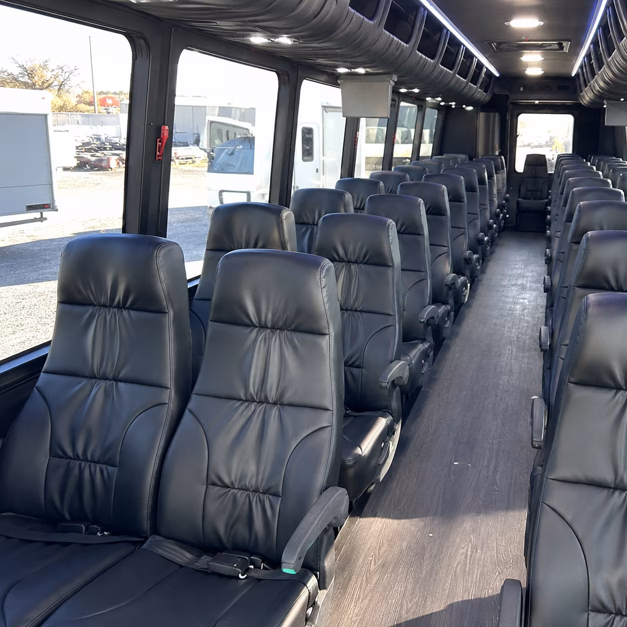 novi airport transportation