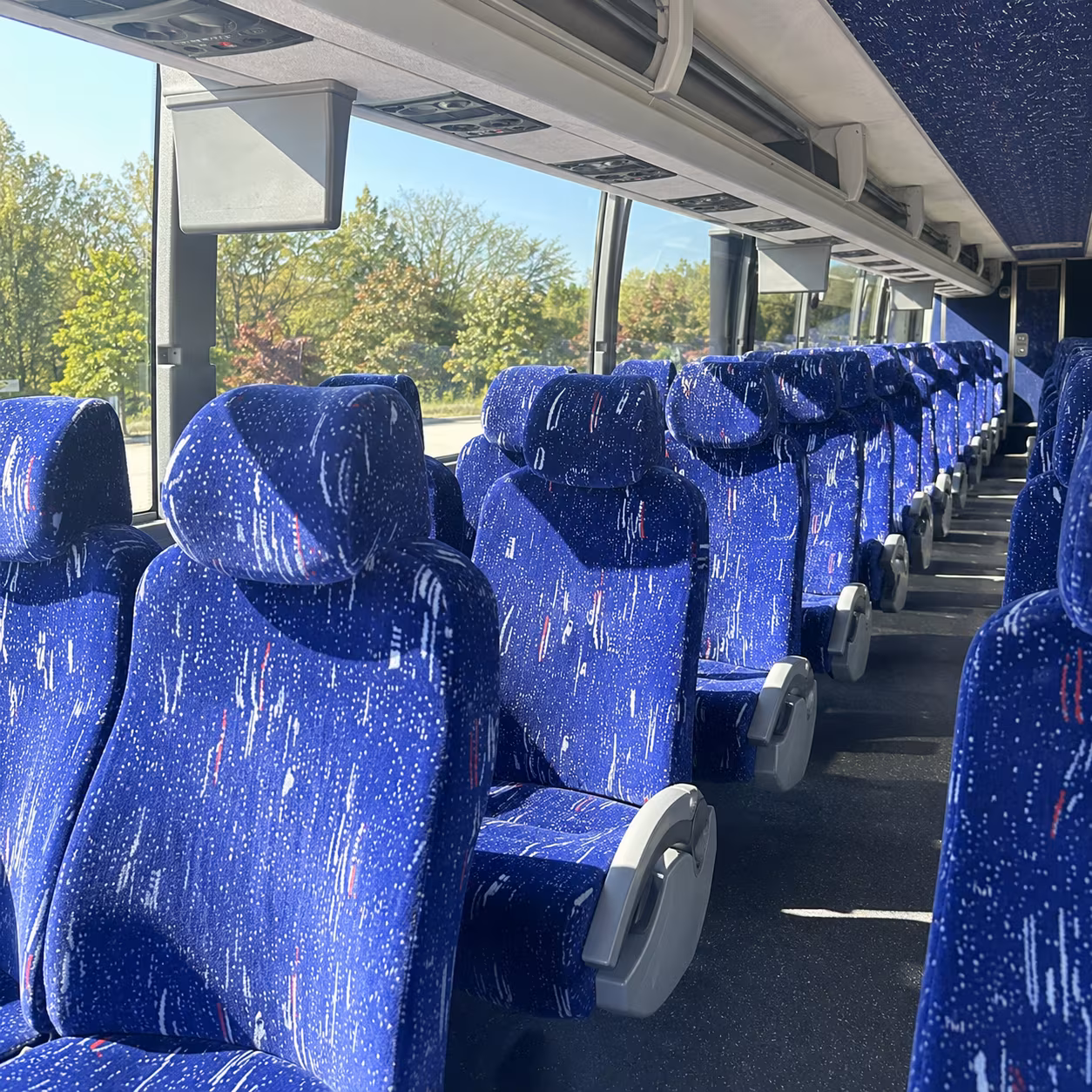 novi bus rental service area